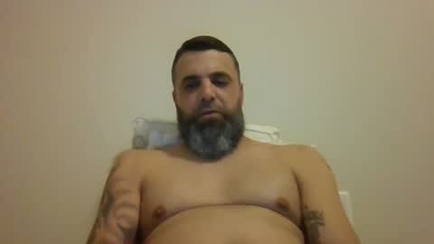 Snapshot of weezy210 chatting on 11/12/25, 12:22 Weezy online show from 11/12/25, 12:22