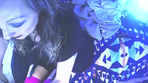 RiZZA and MiKE online show from 01/25/25, 01:19