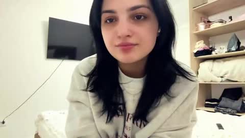 Kiki online show from 04/03/26, 07:12