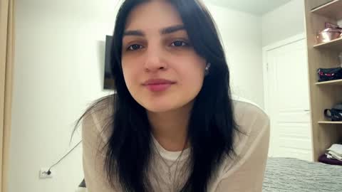 Kiki online show from 04/08/26, 07:14