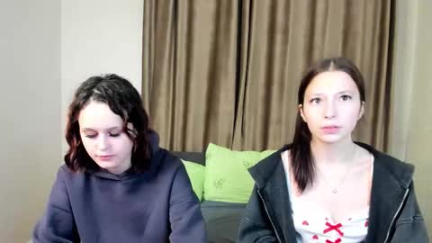 Nora online show from 09/22/25, 07:05