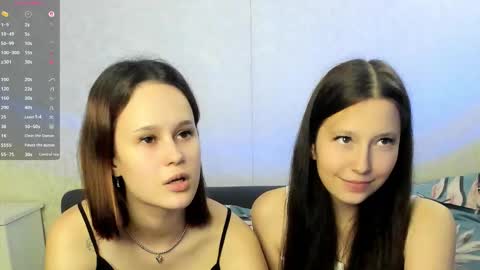 Nora online show from 09/25/25, 07:06