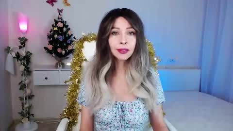 Wendi Foster online show from 12/25/24, 07:34