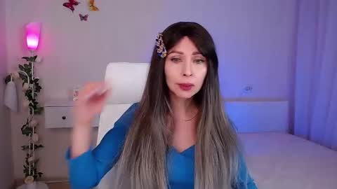 Snapshot of wendifoster chatting on 03/03/25, 06:55 Wendi Foster online show from 03/03/25, 06:55