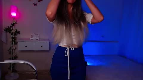 Wendi Foster online show from 10/14/25, 06:09