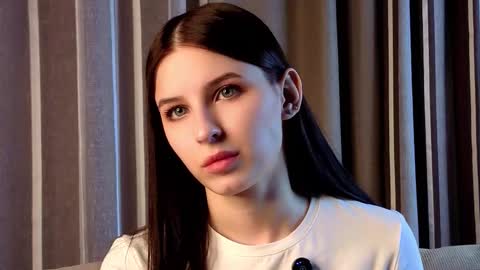 Snapshot of wendiswarn chatting on 03/20/26, 12:32 Kristin online show from 03/20/26, 12:32