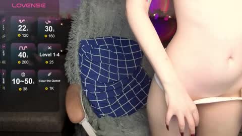 Snapshot of wendy_228 chatting on 02/26/26, 01:37 Wendy online show from 02/26/26, 01:37