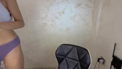 Snapshot of wendy_marvel chatting on 11/16/25, 05:24 Wendy online show from 11/16/25, 05:24