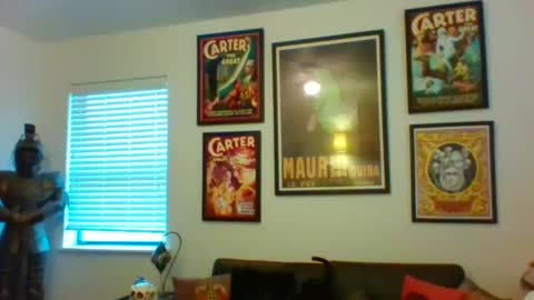 WendyCU online show from 12/22/25, 02:14