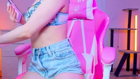 Wendy online show from 05/23/26, 04:22