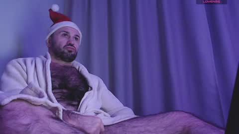 werewolf1988s online show from 12/25/24, 01:42