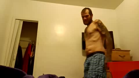 wertschris187 online show from 12/01/25, 08:41