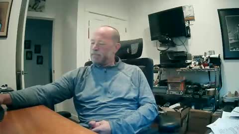 Snapshot of weseeyouwatching chatting on 12/22/25, 04:59 weseeyouwatching online show from 12/22/25, 04:59