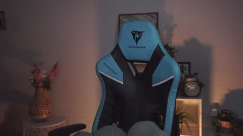 little girl who is always rightLisa online show from 01/15/25, 02:06