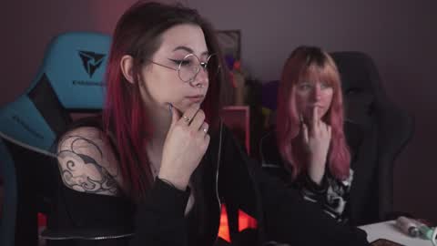 little girl who is always rightLisa online show from 02/06/25, 02:22