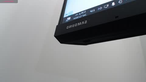 Snapshot of wet_liss chatting on 12/24/24, 10:39 Diva online show from 12/24/24, 10:39