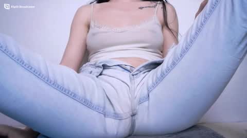 Beatrice Moan from LovenseWet from Tip MenuOpen for Private online show from 03/12/25, 07:02