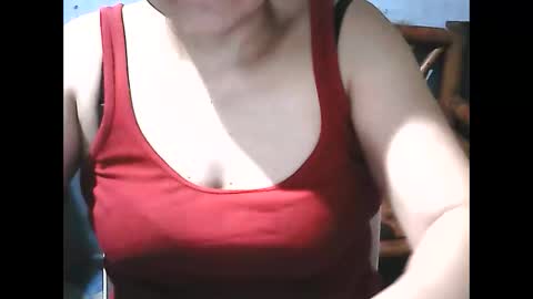 Snapshot of wethornypussy4u chatting on 12/15/25, 05:12 wethornypussy4u online show from 12/15/25, 05:12
