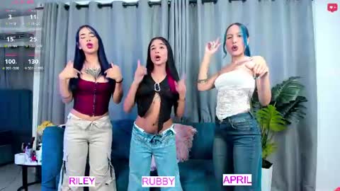 Snapshot of wetnaughtygirls chatting on 06/20/26, 02:25 MY TEAM RUBBYAPRILRILEY online show from 06/20/26, 02:25