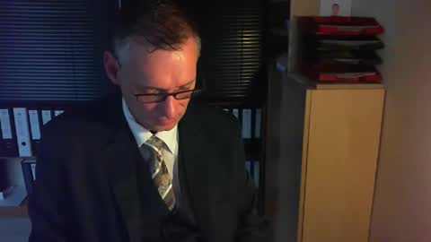 Franz online show from 09/26/25, 02:54