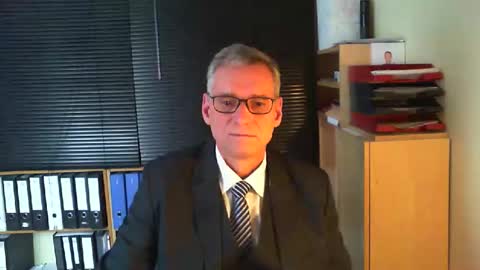 Franz online show from 10/31/25, 01:01