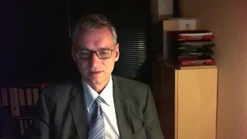 Franz online show from 11/04/25, 08:08