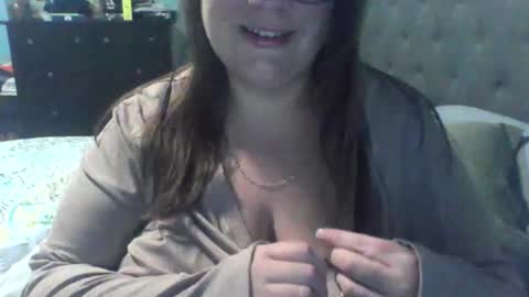 Snapshot of wetwordsonly chatting on 10/26/25, 03:56 WetWordsOnly online show from 10/26/25, 03:56