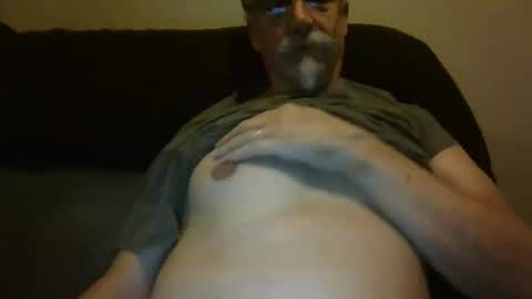 Snapshot of whatever8 chatting on 01/15/25, 05:19 whatever8 online show from 01/15/25, 05:19