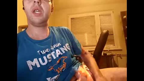 Snapshot of whatwouldyouliketosee chatting on 03/02/25, 10:59 stoffy online show from 03/02/25, 10:59