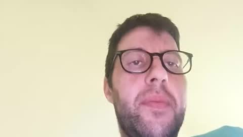 Snapshot of whatwouldyouliketosee chatting on 09/27/25, 11:26 stoffy online show from 09/27/25, 11:26