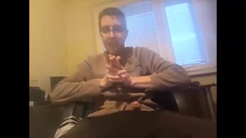 Snapshot of whatwouldyouliketosee chatting on 11/25/25, 06:13 stoffy online show from 11/25/25, 06:13