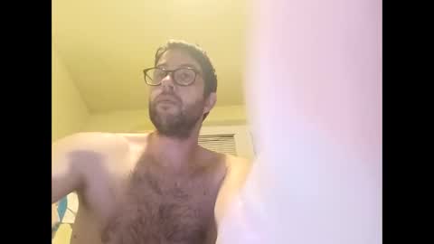 Snapshot of whatwouldyouliketosee chatting on 01/12/26, 01:44 stoffy online show from 01/12/26, 01:44