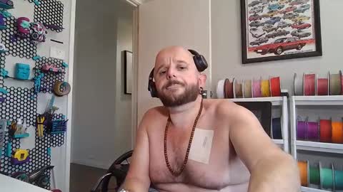 Snapshot of wheelzie chatting on 03/10/25, 03:01 wheelzie online show from 03/10/25, 03:01