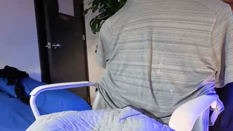 Snapshot of wheleer_green chatting on 02/21/26, 11:44 Will online show from 02/21/26, 11:44