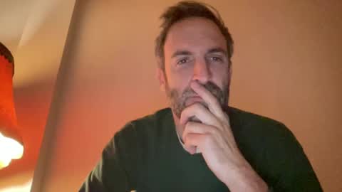 Snapshot of whiskylovexxx chatting on 10/01/25, 11:33 WhiskyLove online show from 10/01/25, 11:33