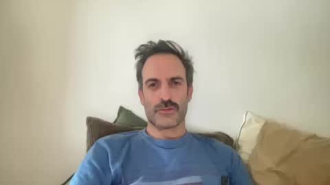 Snapshot of whiskylovexxx chatting on 10/13/25, 02:28 WhiskyLove online show from 10/13/25, 02:28