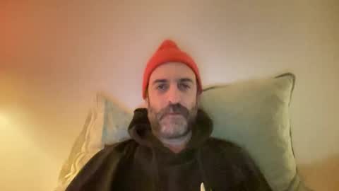 Snapshot of whiskylovexxx chatting on 12/19/25, 01:18 WhiskyLove online show from 12/19/25, 01:18