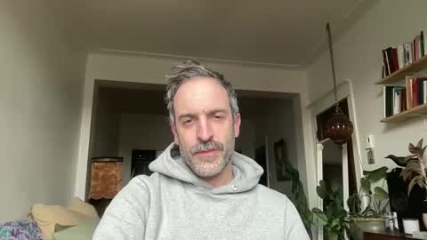 Snapshot of whiskylovexxx chatting on 04/07/26, 08:53 WhiskyLove online show from 04/07/26, 08:53