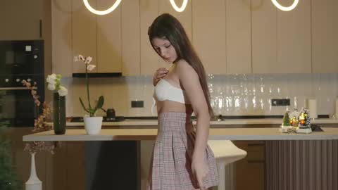 Naomi online show from 12/02/25, 02:06