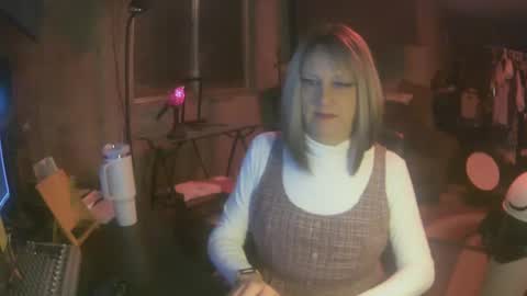 Whisper online show from 01/21/25, 05:38