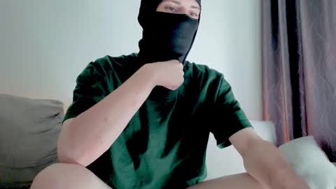 whispero_o online show from 10/06/25, 09:18