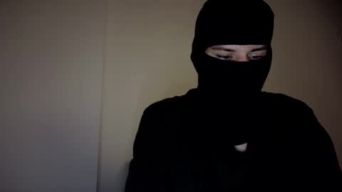 whispero_o online show from 12/21/25, 01:07