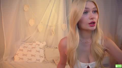 Chloe    NEXT STREAM - 1 december online show from 02/16/25, 02:43