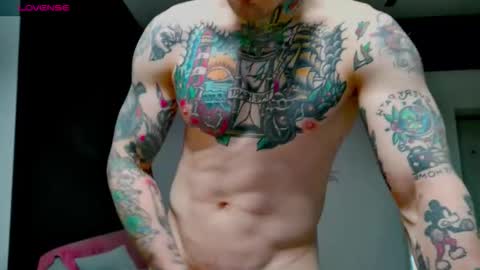 Max online show from 11/01/25, 01:24