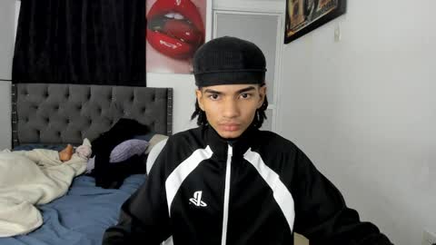 white online show from 03/28/26, 08:36