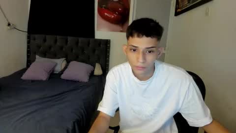 white online show from 03/30/26, 01:28