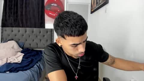 white online show from 04/01/26, 05:08