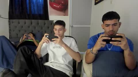 white online show from 04/07/26, 09:26