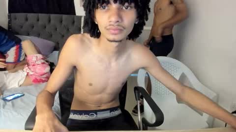 white online show from 05/12/26, 08:55