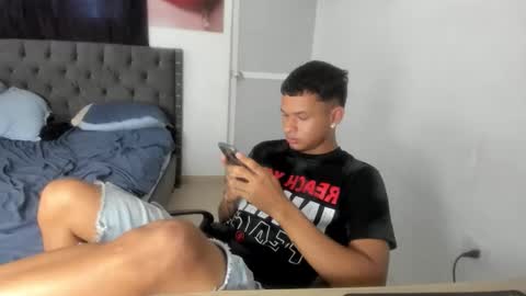 white online show from 05/15/26, 07:21